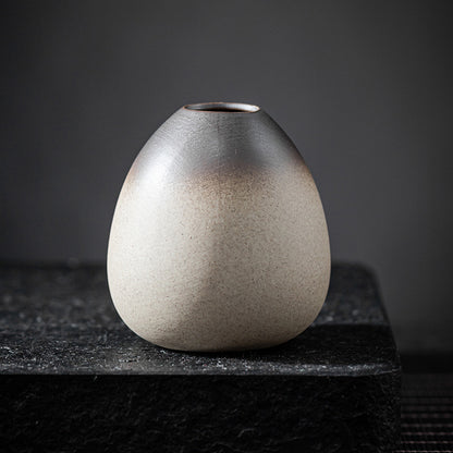 Mini Japanese Ceramic Vase for Home Decoration