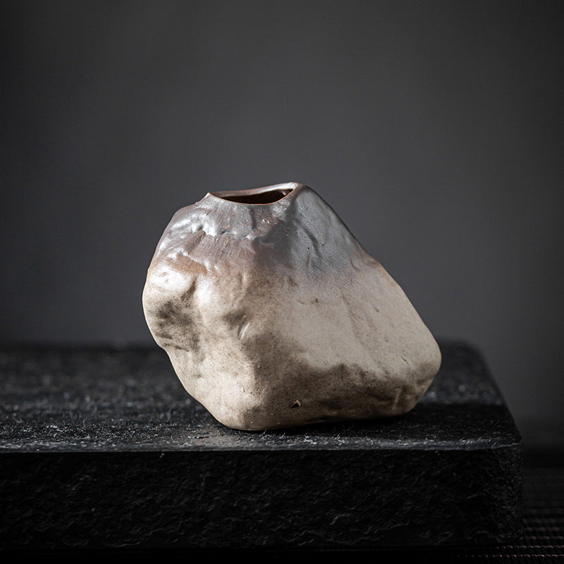 Mini Japanese Ceramic Vase for Home Decoration